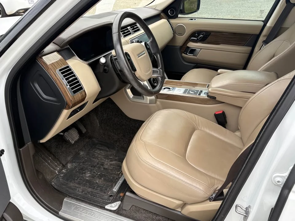 2018 Land Rover Range Rover L405 - Image 9 of 20