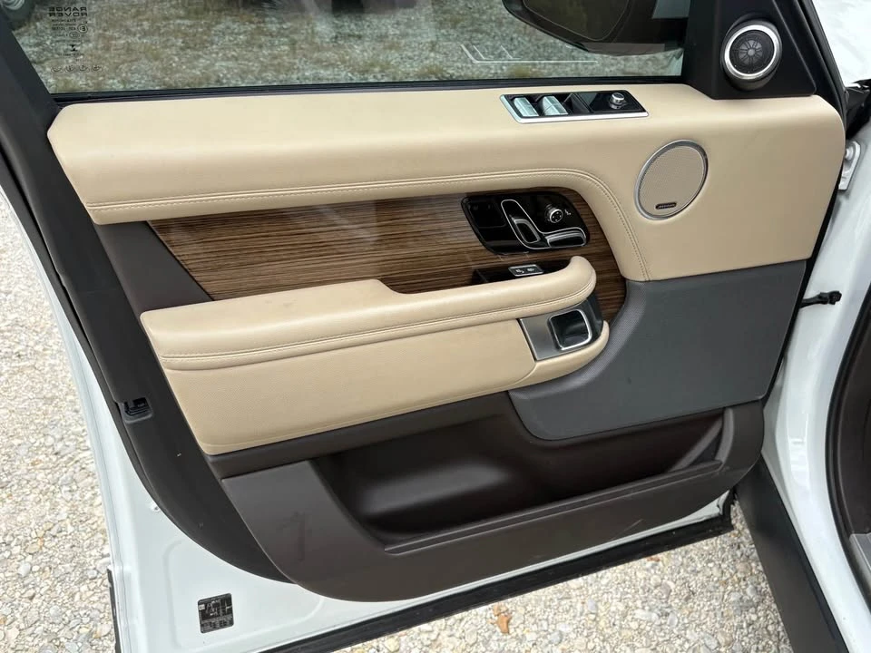 2018 Land Rover Range Rover L405 - Image 10 of 20