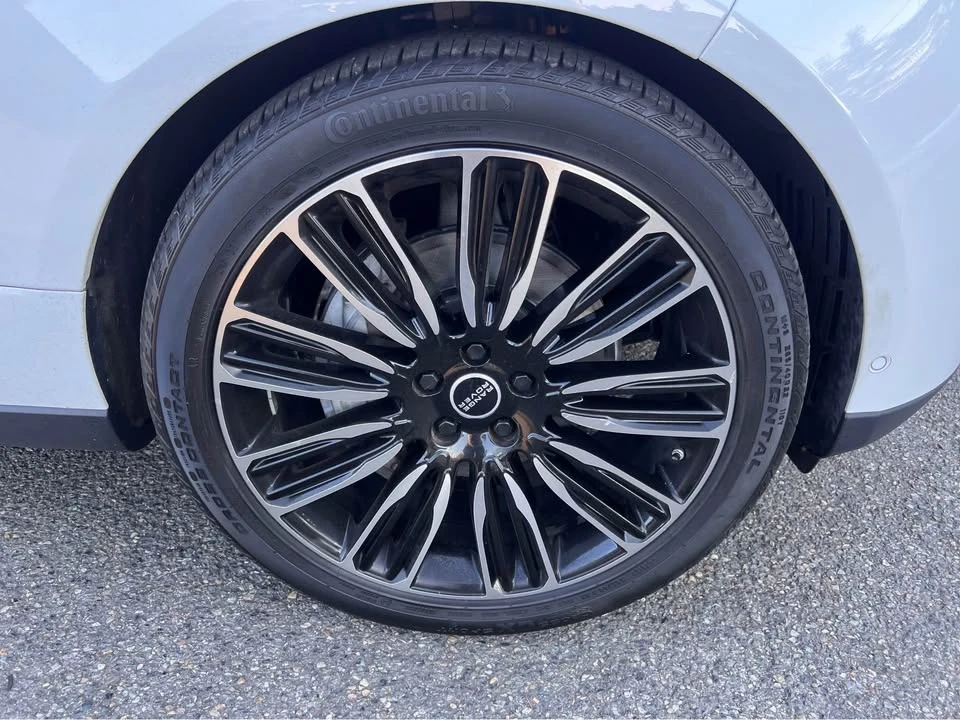 2018 Land Rover Range Rover L405 - Image 9 of 20
