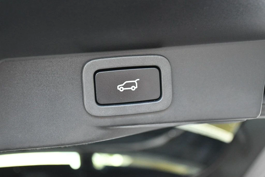2018 Land Rover Range Rover Sport L494 - Image 18 of 31
