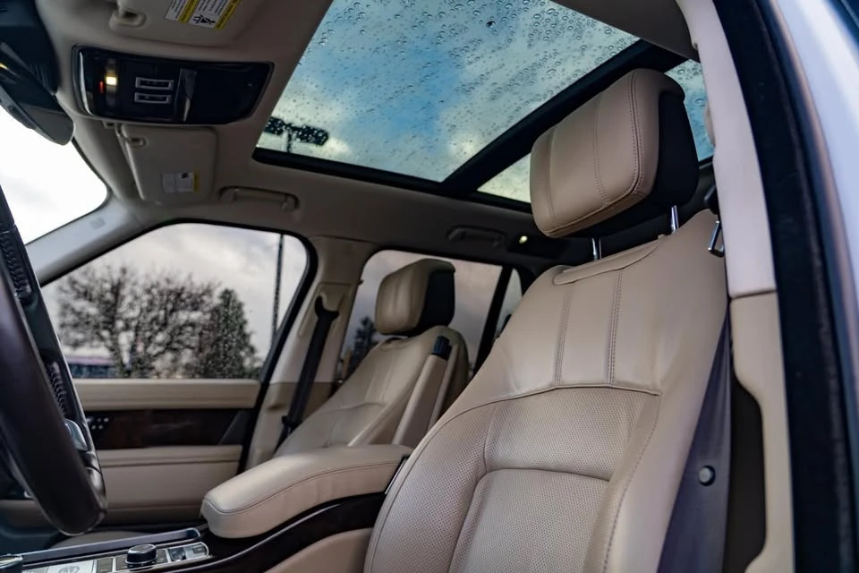 2018 Land Rover Range Rover L405 - Image 7 of 17