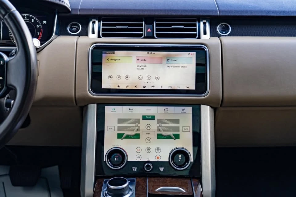 2018 Land Rover Range Rover L405 - Image 11 of 17
