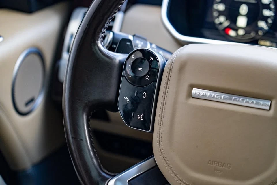2018 Land Rover Range Rover L405 - Image 14 of 17