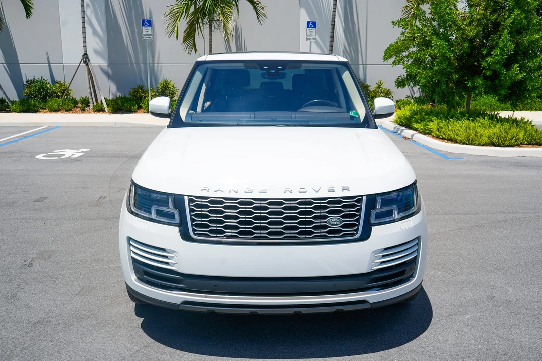 2018 Land Rover Range Rover L405 - Image 13 of 31