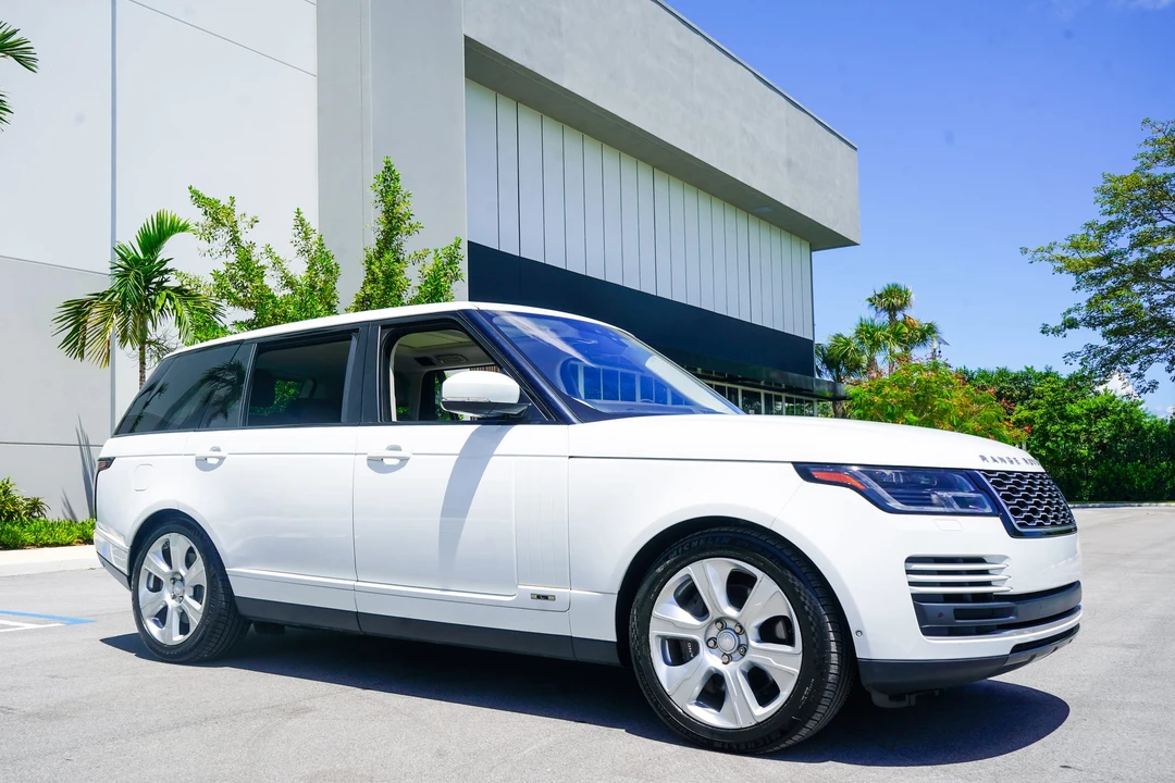 2018 Land Rover Range Rover L405 - Image 5 of 31