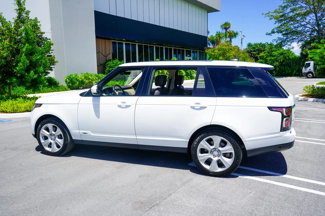 2018 Land Rover Range Rover L405 - Image 30 of 31
