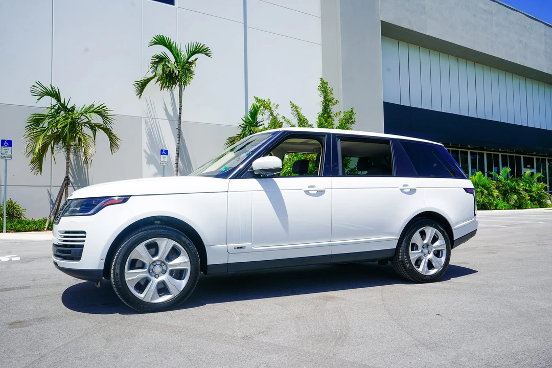 2018 Land Rover Range Rover L405 - Image 27 of 31