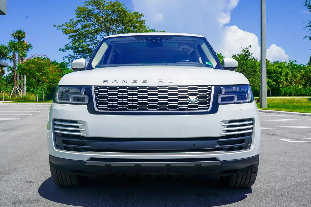 2018 Land Rover Range Rover L405 - Image 16 of 31