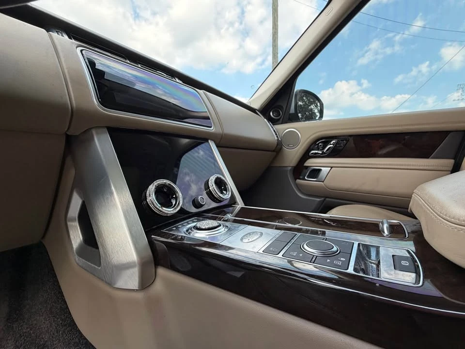 2018 Land Rover Range Rover L405 - Image 10 of 19