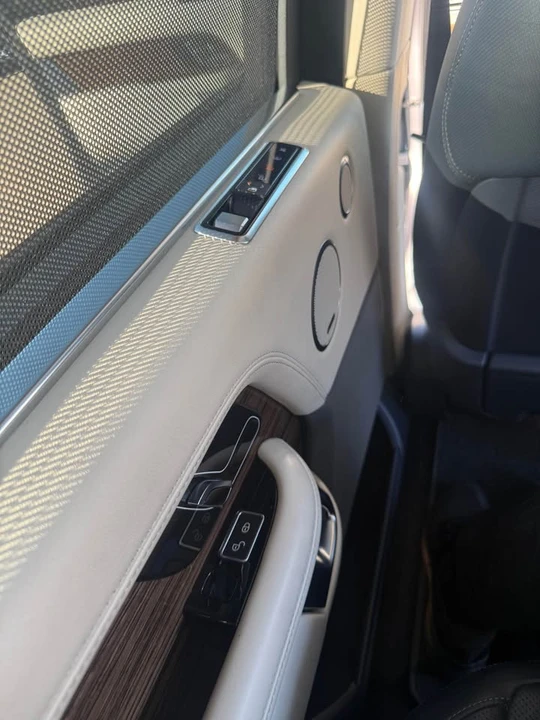 2018 Land Rover Range Rover L405 - Image 17 of 18