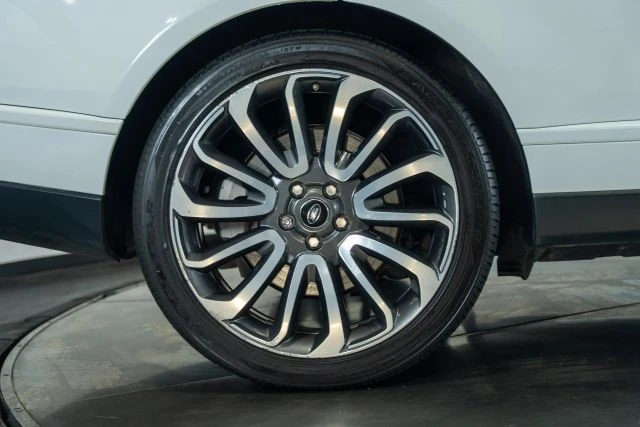 2018 Land Rover Range Rover L405 - Image 18 of 21