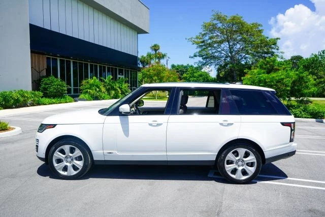 2018 Land Rover Range Rover L405 - Image 28 of 31