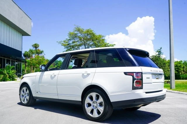 2018 Land Rover Range Rover L405 - Image 23 of 31