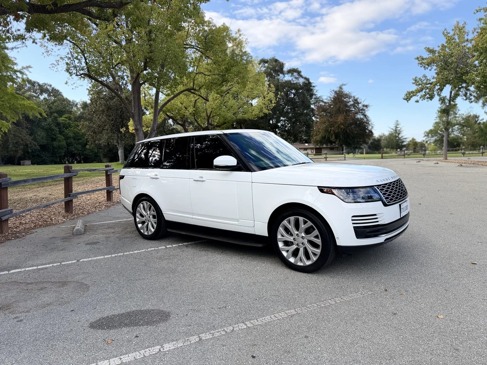 2018 Land Rover Range Rover L405 - Image 2 of 31