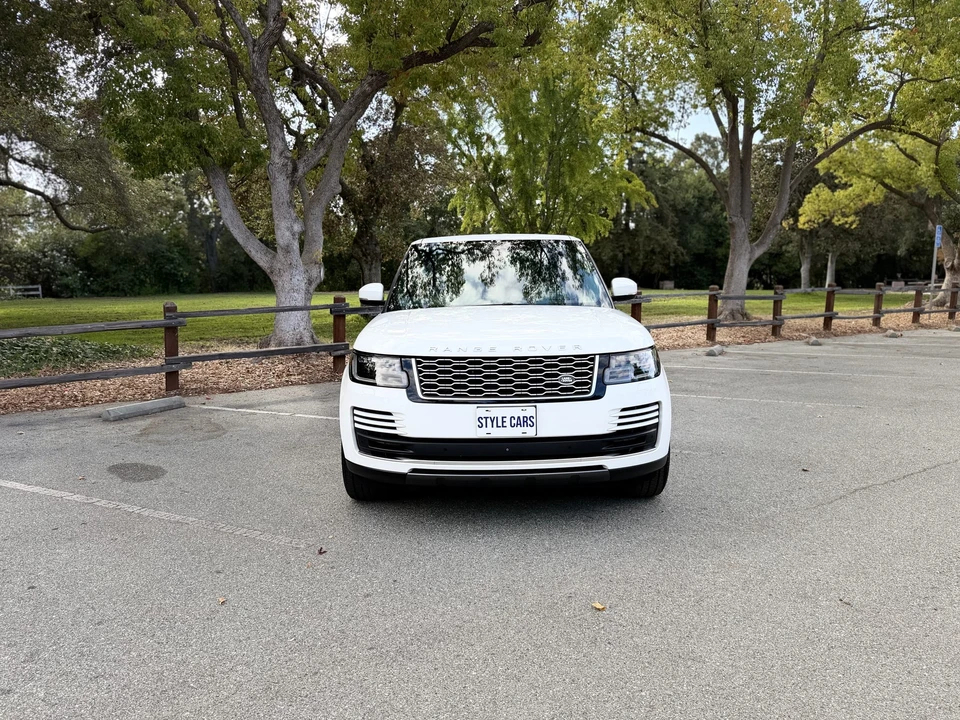 2018 Land Rover Range Rover L405 - Image 4 of 31