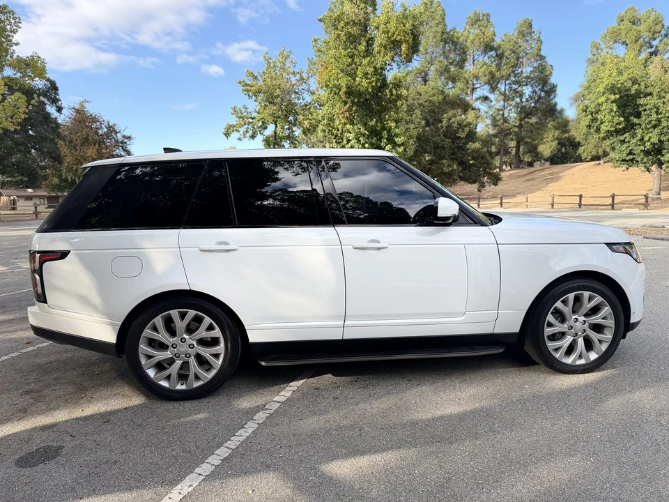 2018 Land Rover Range Rover L405 - Image 25 of 31