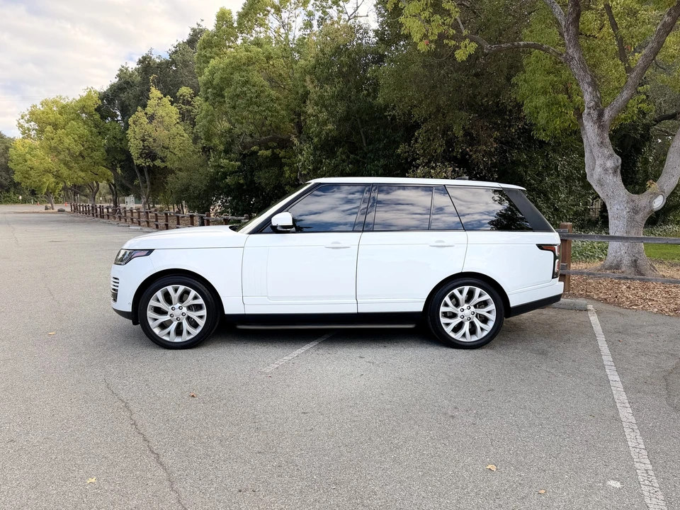 2018 Land Rover Range Rover L405 - Image 7 of 31