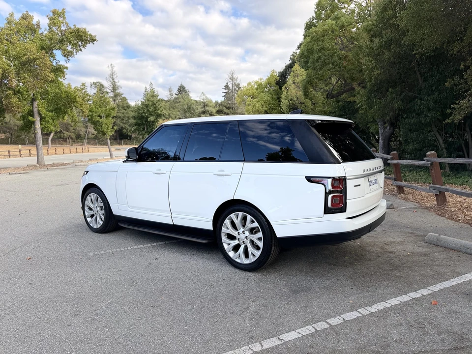 2018 Land Rover Range Rover L405 - Image 8 of 31