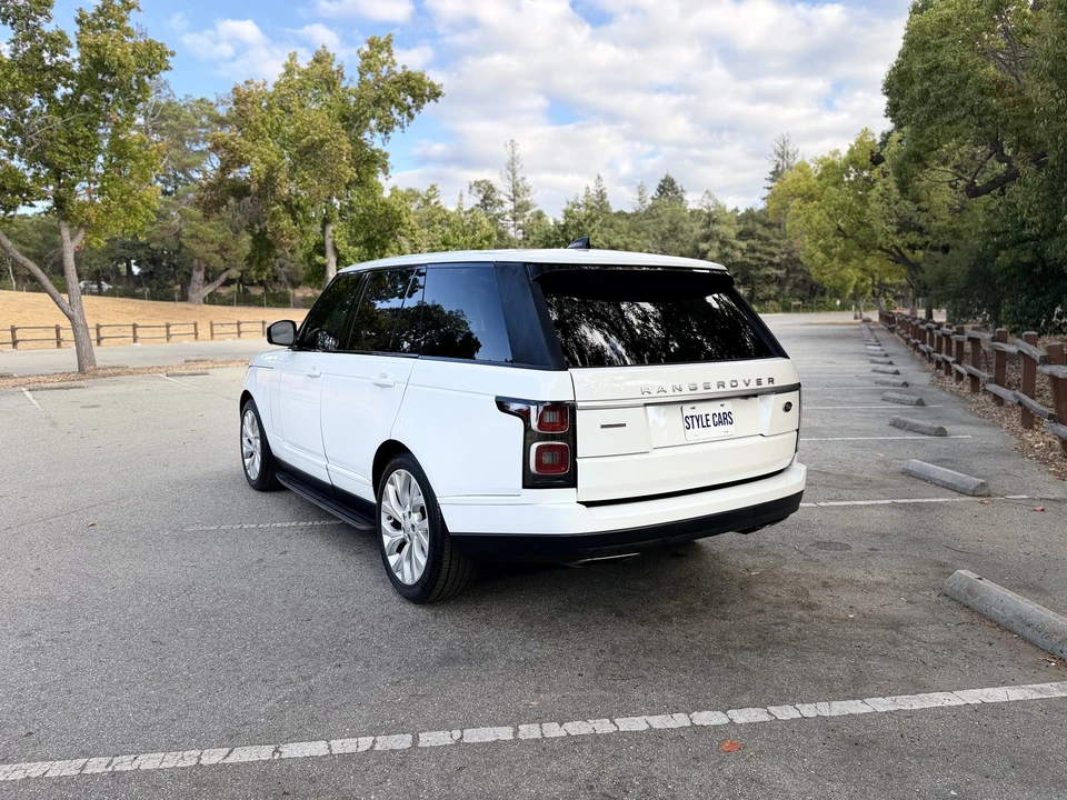 2018 Land Rover Range Rover L405 - Image 9 of 31