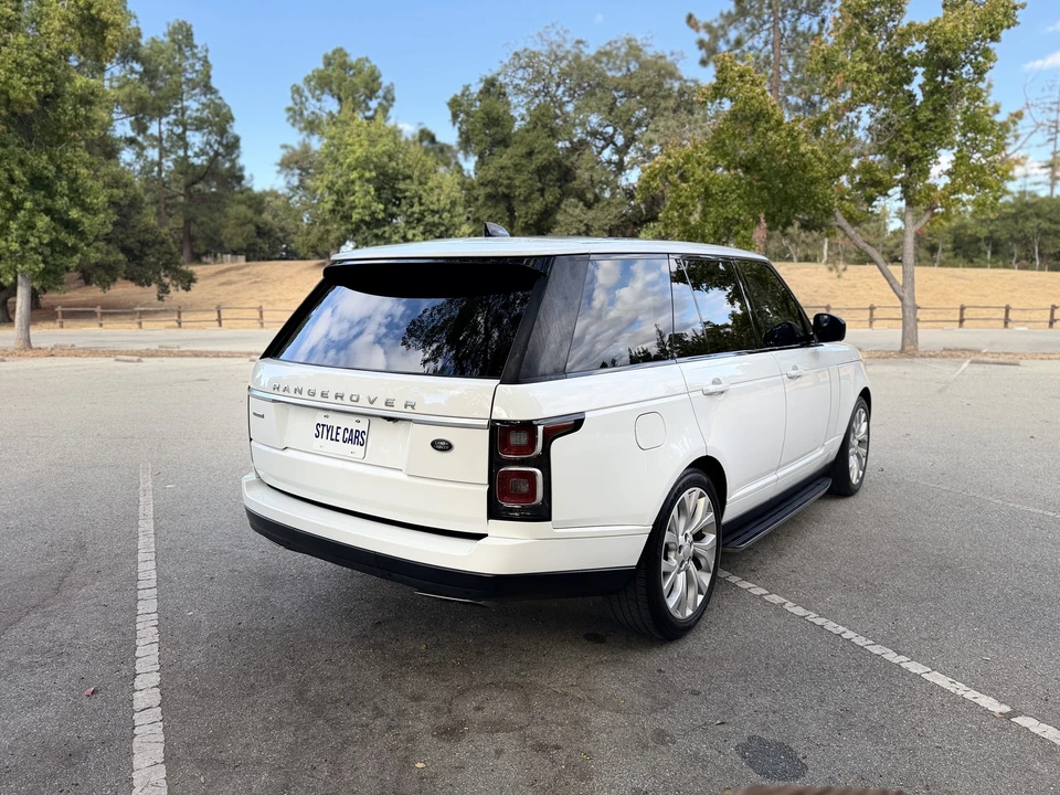 2018 Land Rover Range Rover L405 - Image 11 of 31