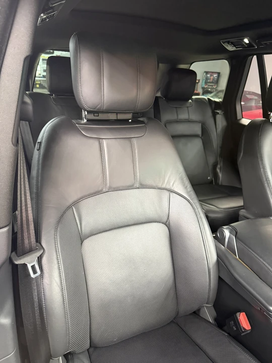 2018 Land Rover Range Rover L405 - Image 27 of 31