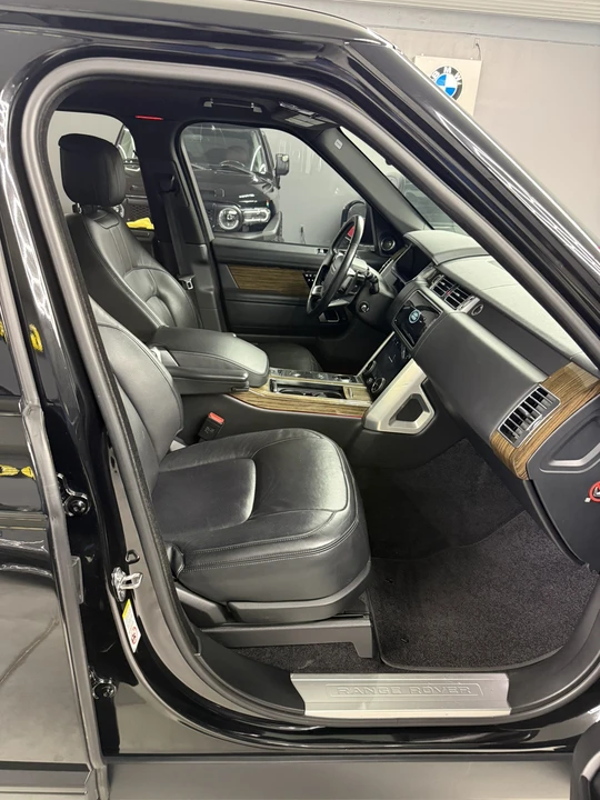 2018 Land Rover Range Rover L405 - Image 26 of 31