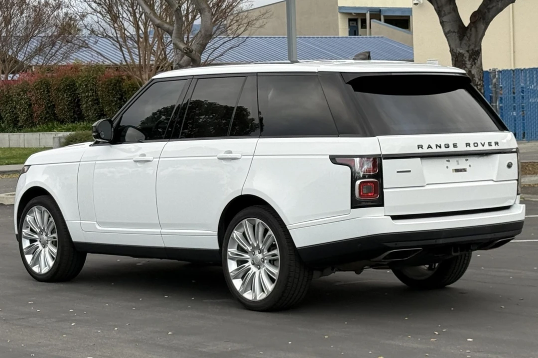 2018 Land Rover Range Rover L405 - Image 2 of 7
