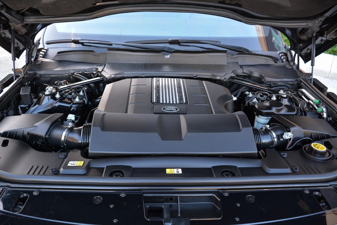 2018 Land Rover Range Rover L405 - Image 6 of 8