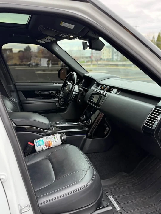 2018 Land Rover Range Rover L405 - Image 9 of 11