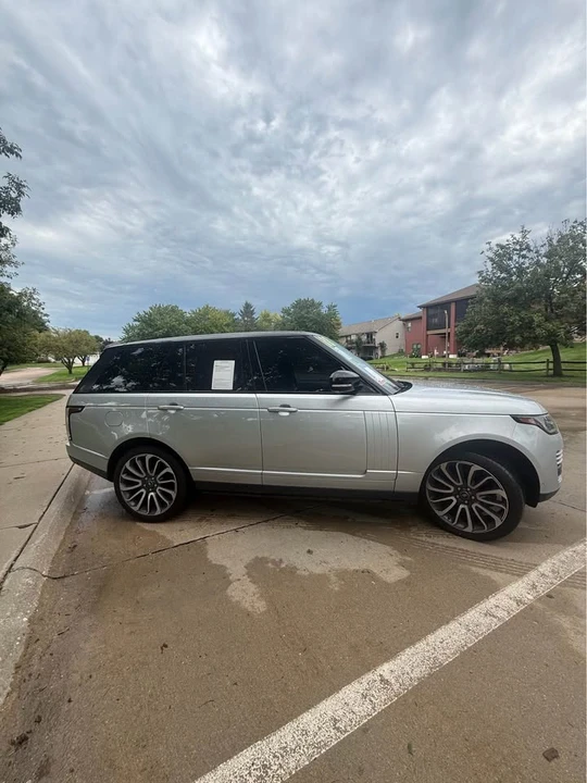 2018 Land Rover Range Rover L405 - Image 3 of 9