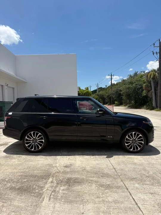 2018 Land Rover Range Rover L405 - Image 4 of 11
