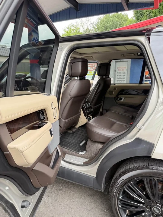 2018 Land Rover Range Rover L405 - Image 12 of 20