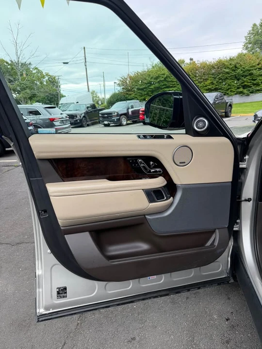 2018 Land Rover Range Rover L405 - Image 10 of 20