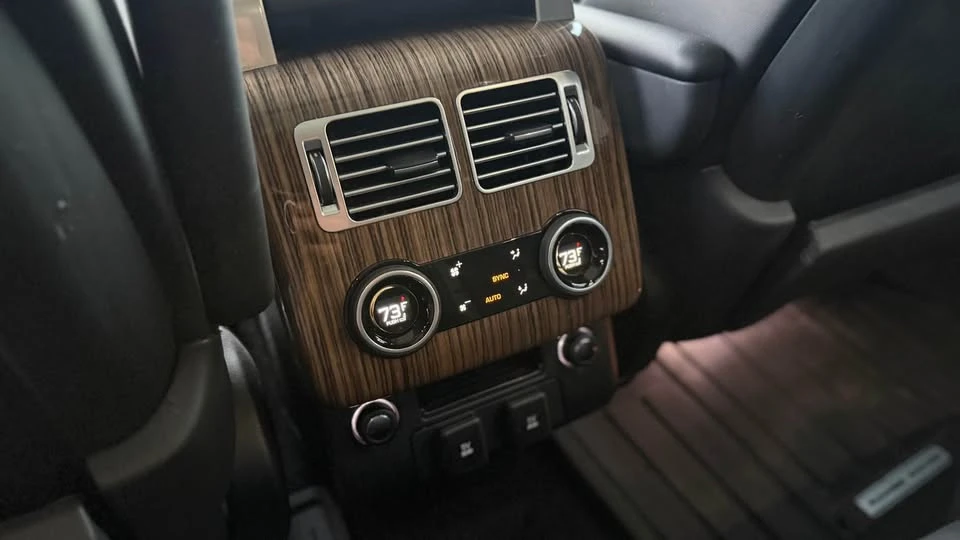 2018 Land Rover Range Rover L405 - Image 12 of 20