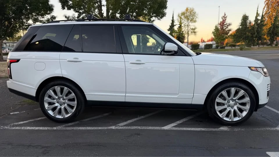 2018 Land Rover Range Rover L405 - Image 5 of 20