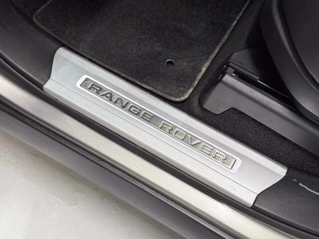 2018 Land Rover Range Rover L405 - Image 20 of 21