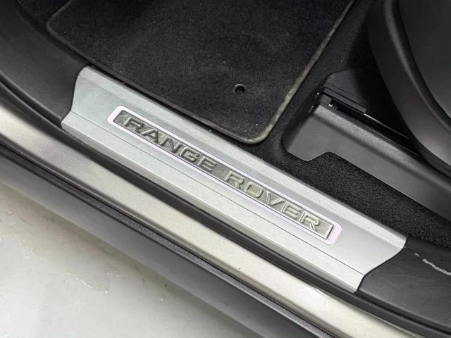 2018 Land Rover Range Rover L405 - Image 20 of 21