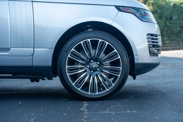 2018 Land Rover Range Rover L405 - Image 10 of 16