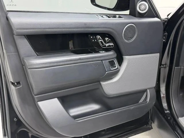 2018 Land Rover Range Rover L405 - Image 18 of 31