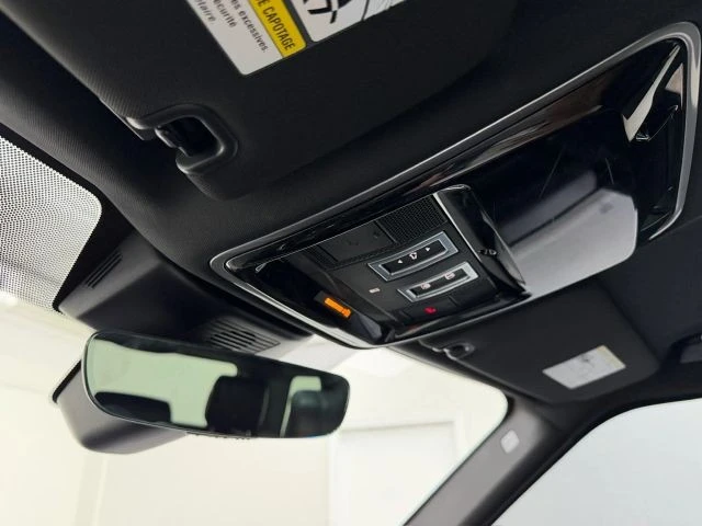 2018 Land Rover - Image 28 of 31