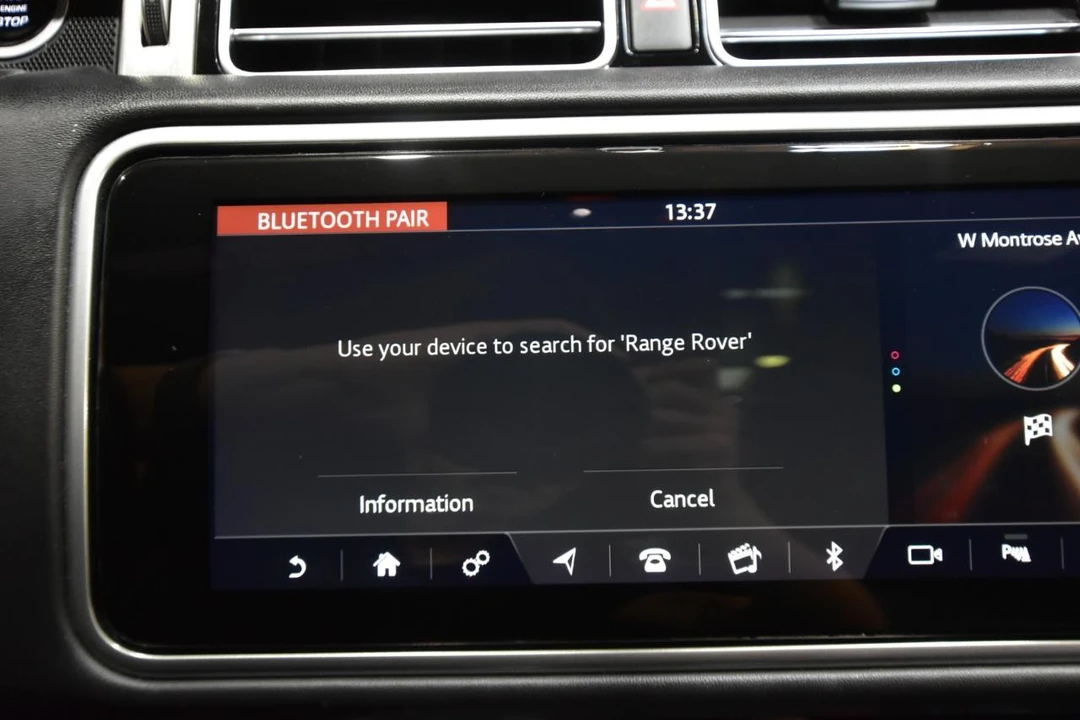 2018 Land Rover Range Rover L405 - Image 23 of 31