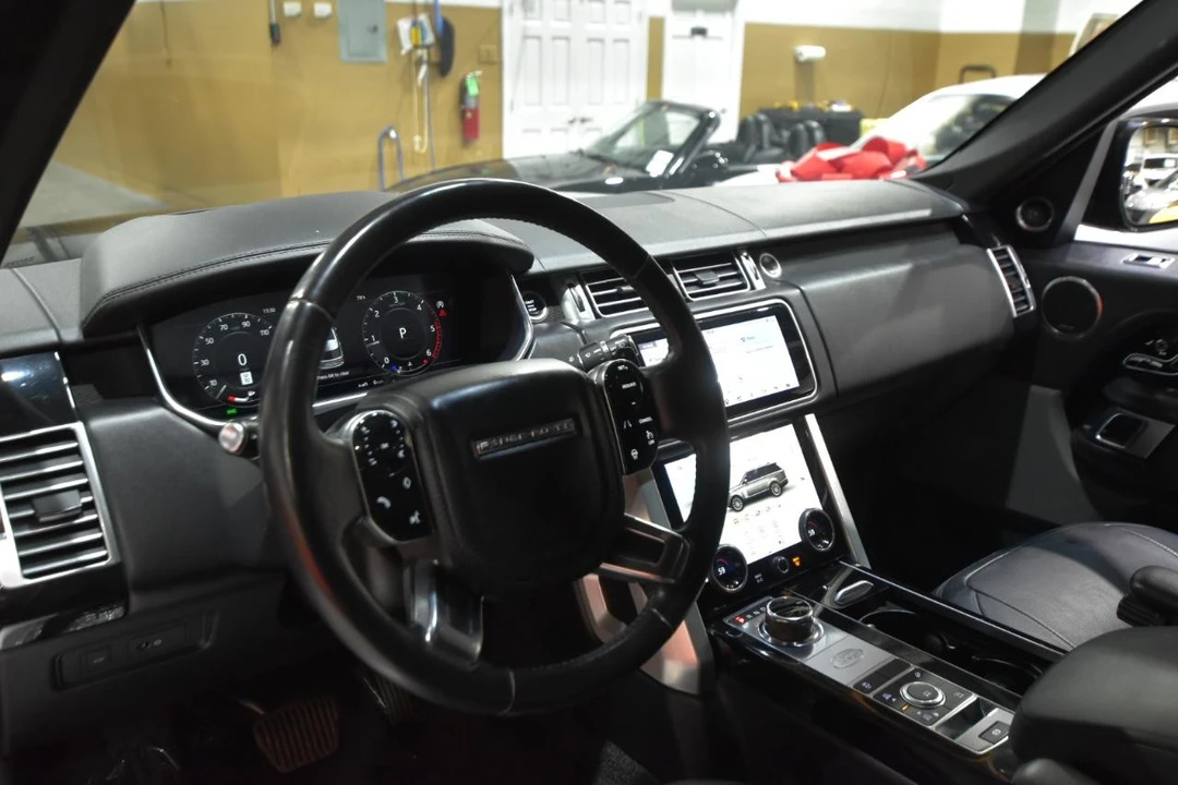 2018 Land Rover Range Rover L405 - Image 11 of 31