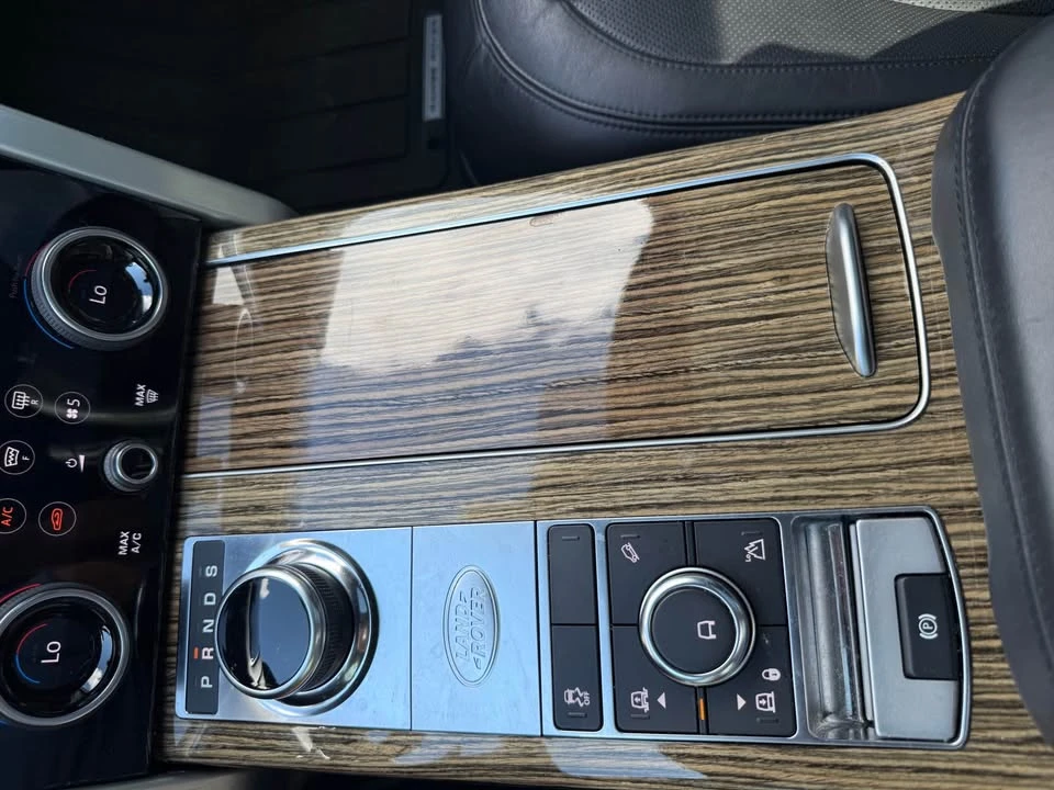 2018 Land Rover Range Rover L405 - Image 9 of 20