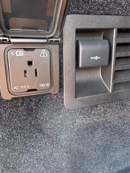 2018 Land Rover Range Rover L405 - Image 18 of 20