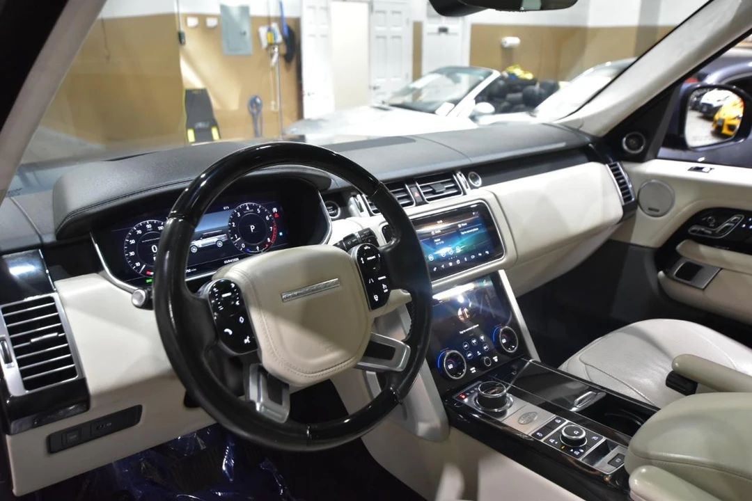 2018 Land Rover Range Rover L405 - Image 16 of 31