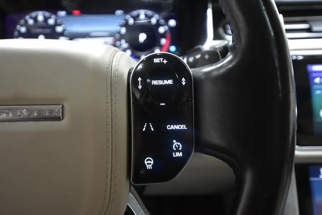 2018 Land Rover Range Rover L405 - Image 19 of 31