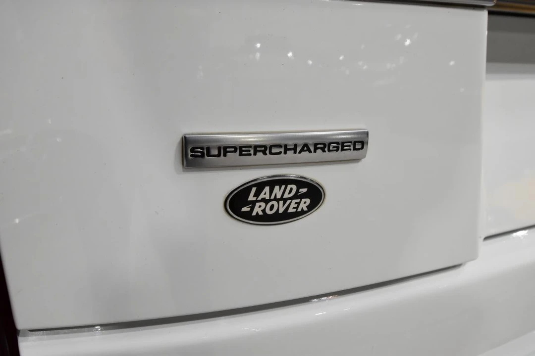 2018 Land Rover Range Rover L405 - Image 8 of 31