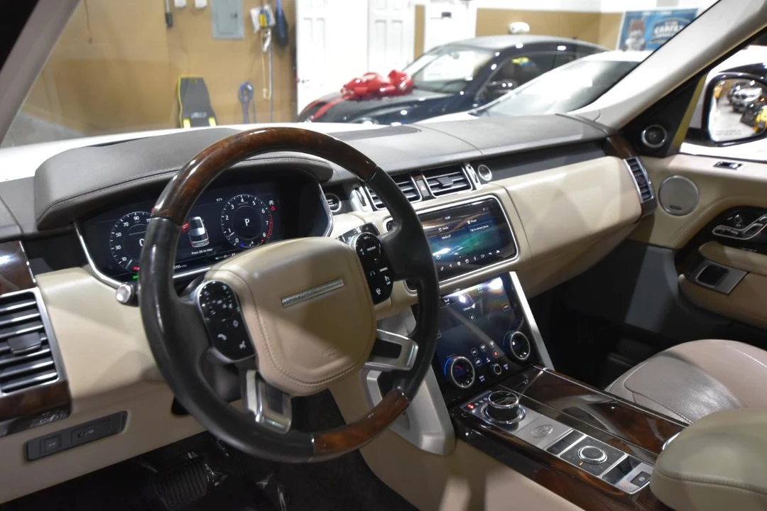 2018 Land Rover Range Rover L405 - Image 15 of 31