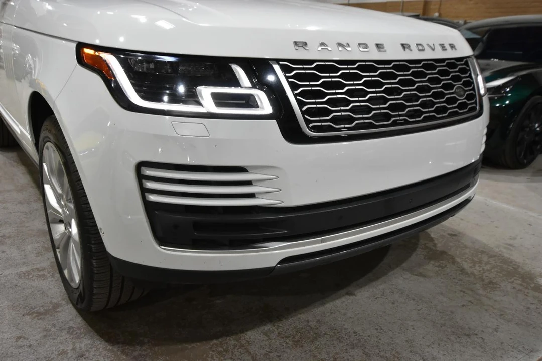 2018 Land Rover Range Rover L405 - Image 3 of 31