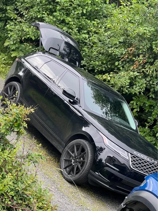 2018 Land Rover Range Rover Velar - Image 7 of 10